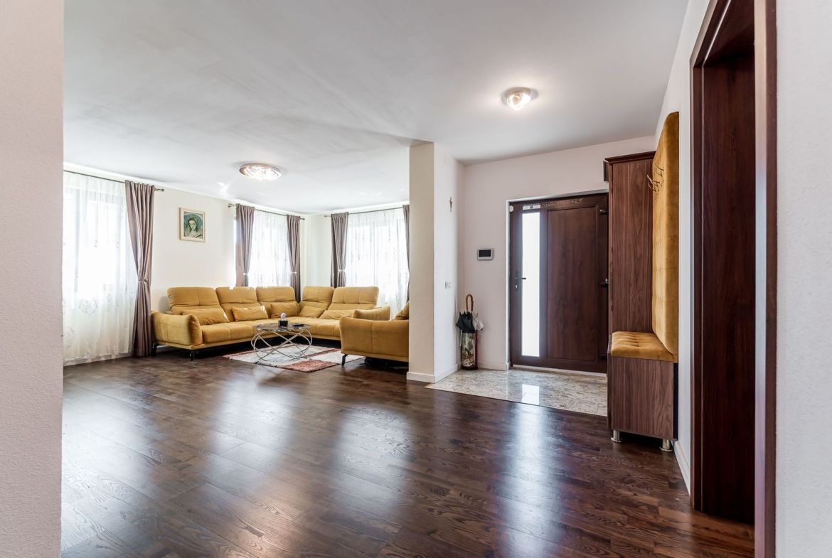 Rezervat Casa la cheie de vanzare in cartierul Europa, Vladimirescu