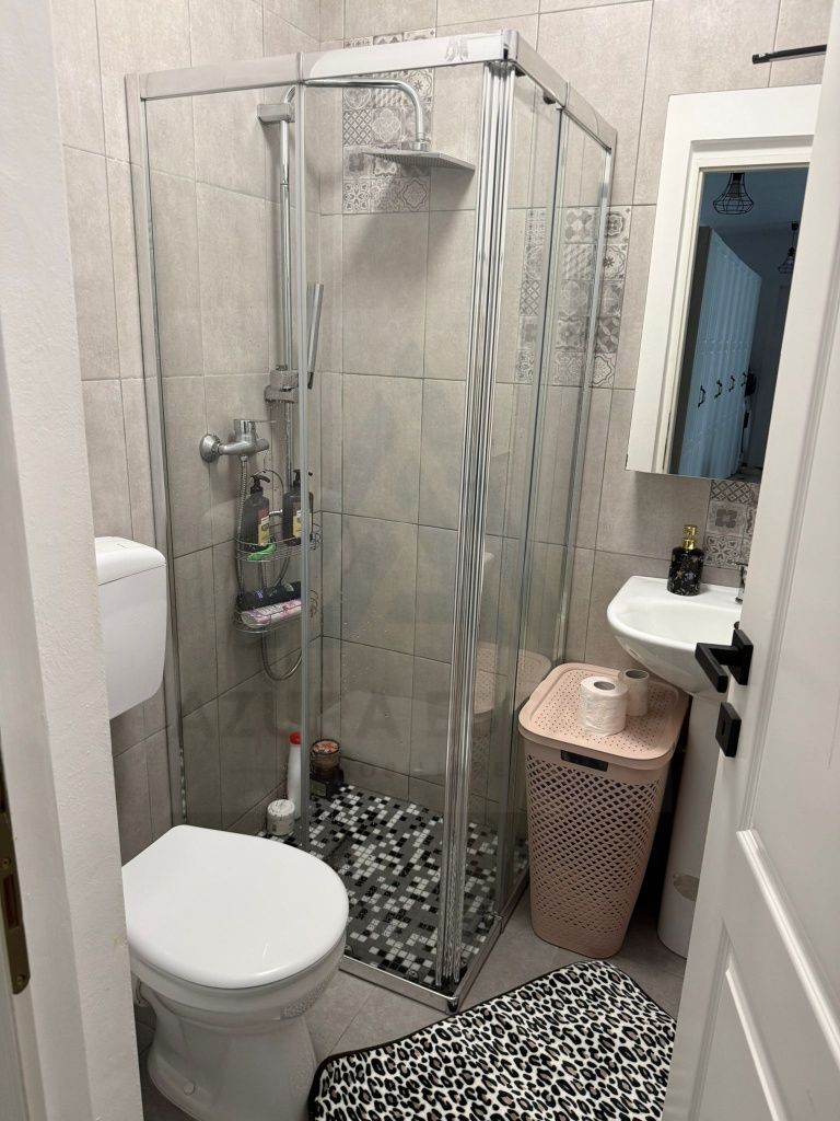 Apartament 3 camere 2 băi 64mp si terasă 12 mp zona City Residence - foto 6