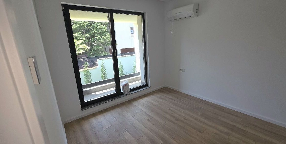 Giulesti  duplex P+1 4 camere de vanzare - foto 12