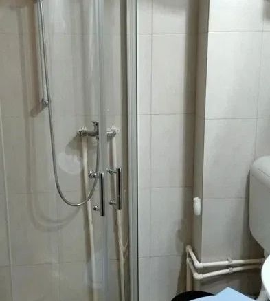 De inchiriat - garsoniera, Tiglina 1 - A-uri, langa Tribunal, 290 euro - foto 3