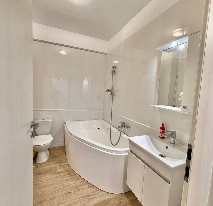 Apartament 3 camere Militari Residence complet mobilat si utilat - foto 5
