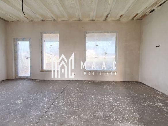 Casă tip duplex I 3 camere I Curte I Panouri solare I Cristian