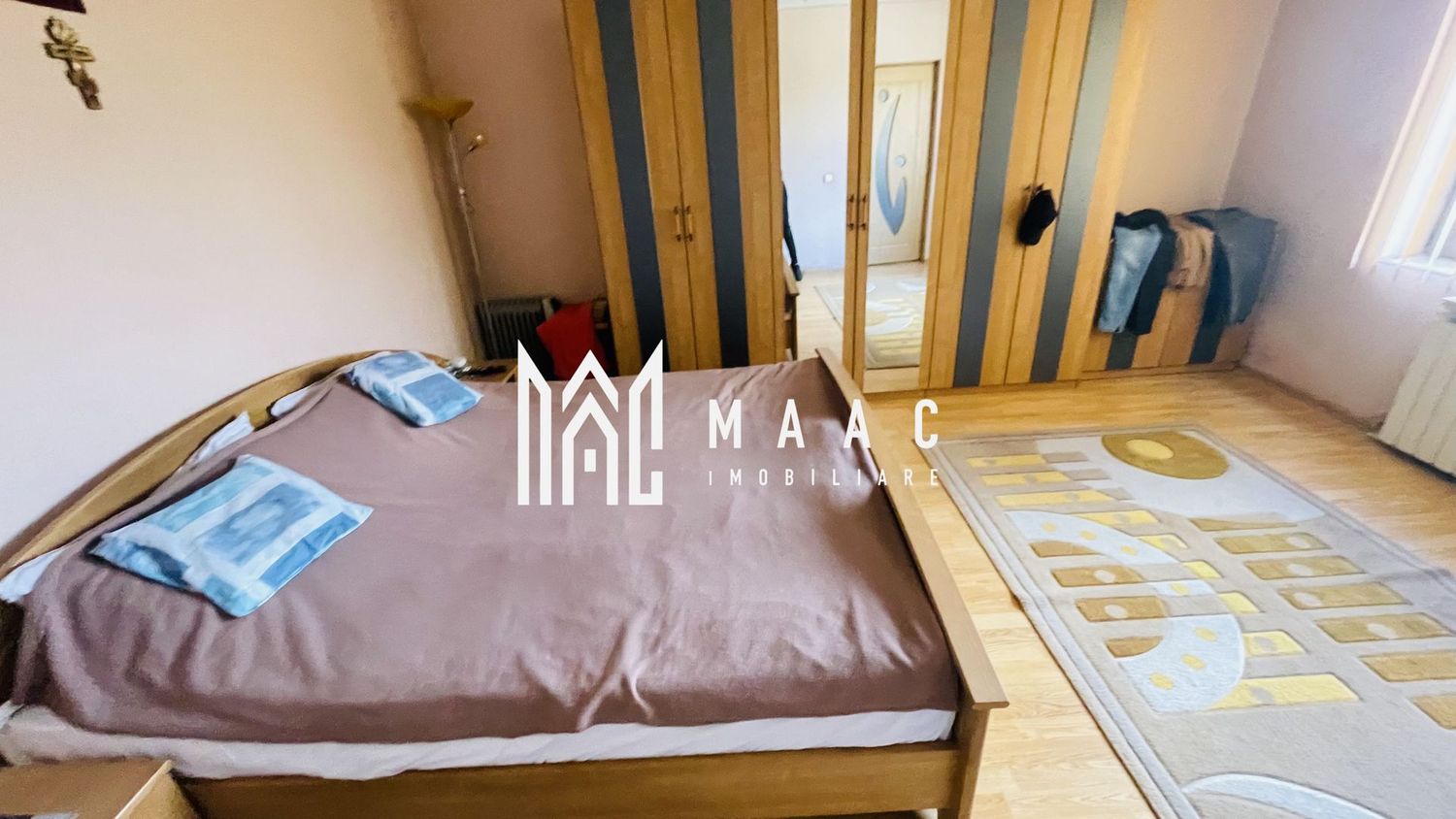Vila 9 Camere I 5Bai | 370 MP I Curte 500 MP I Turnisor