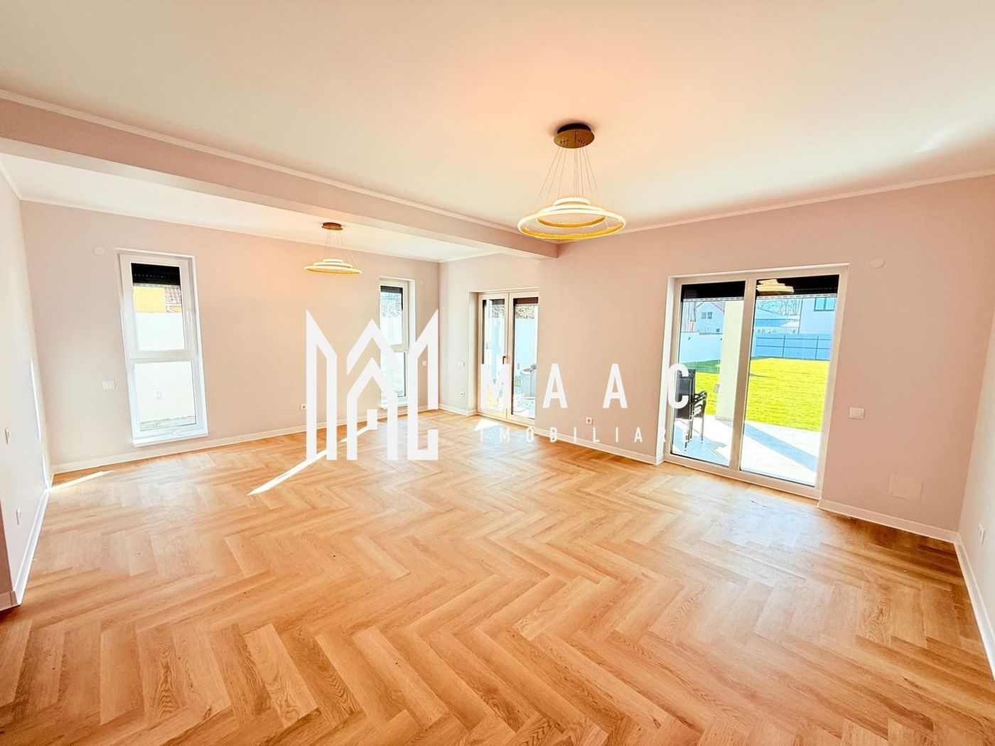 Casa individuala | 4 camere | La cheie | 644 MP | Selimbar - foto 8
