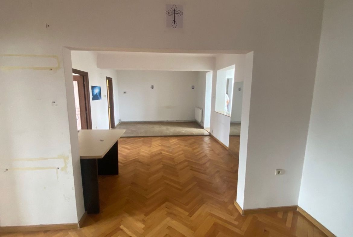 Piata Domenii - Ion Mihalache apartament 3 camere de vanzare - foto 2
