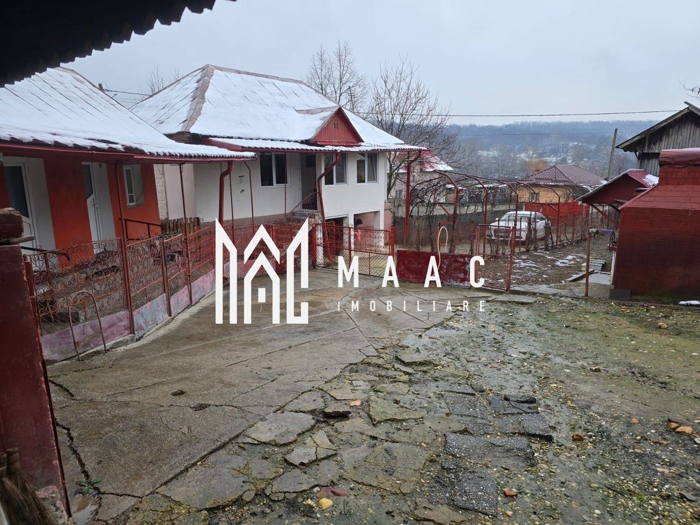 Proprietate cu două case| Comuna Fartatesti - Imagine principala