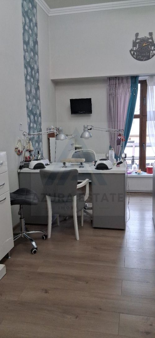 Spatiu cu punct de lucru coafor manichiura gene ultracentral Balcescu - foto 2