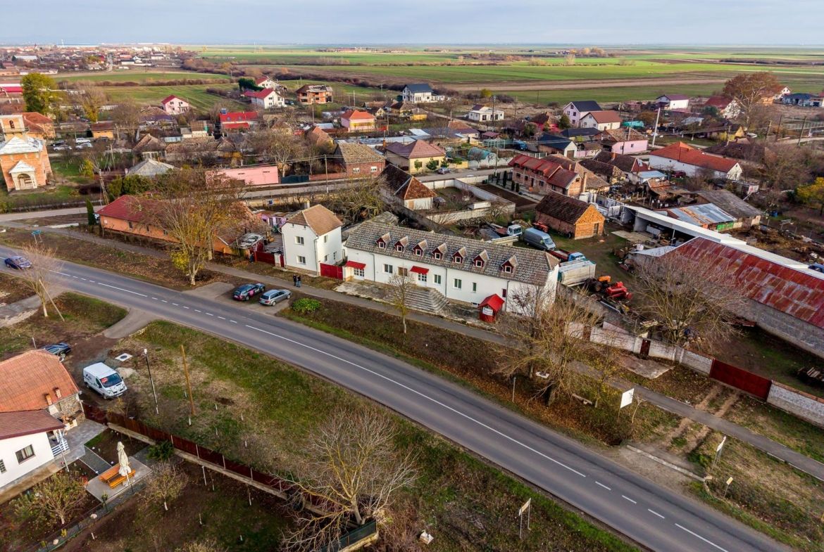 Clădire potrivită pentru proiecte educaționale sau de îngrijire - foto 7