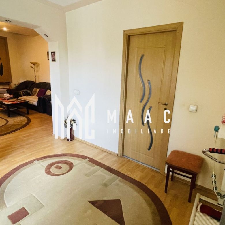 Vila 9 Camere I 5Bai | 370 MP I Curte 500 MP I Turnisor - Imagine principala