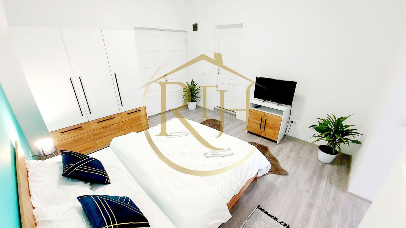 Cazare Clisura Dunarii, Moldova Noua, Apartament 2 camere zona Centrala - foto 3