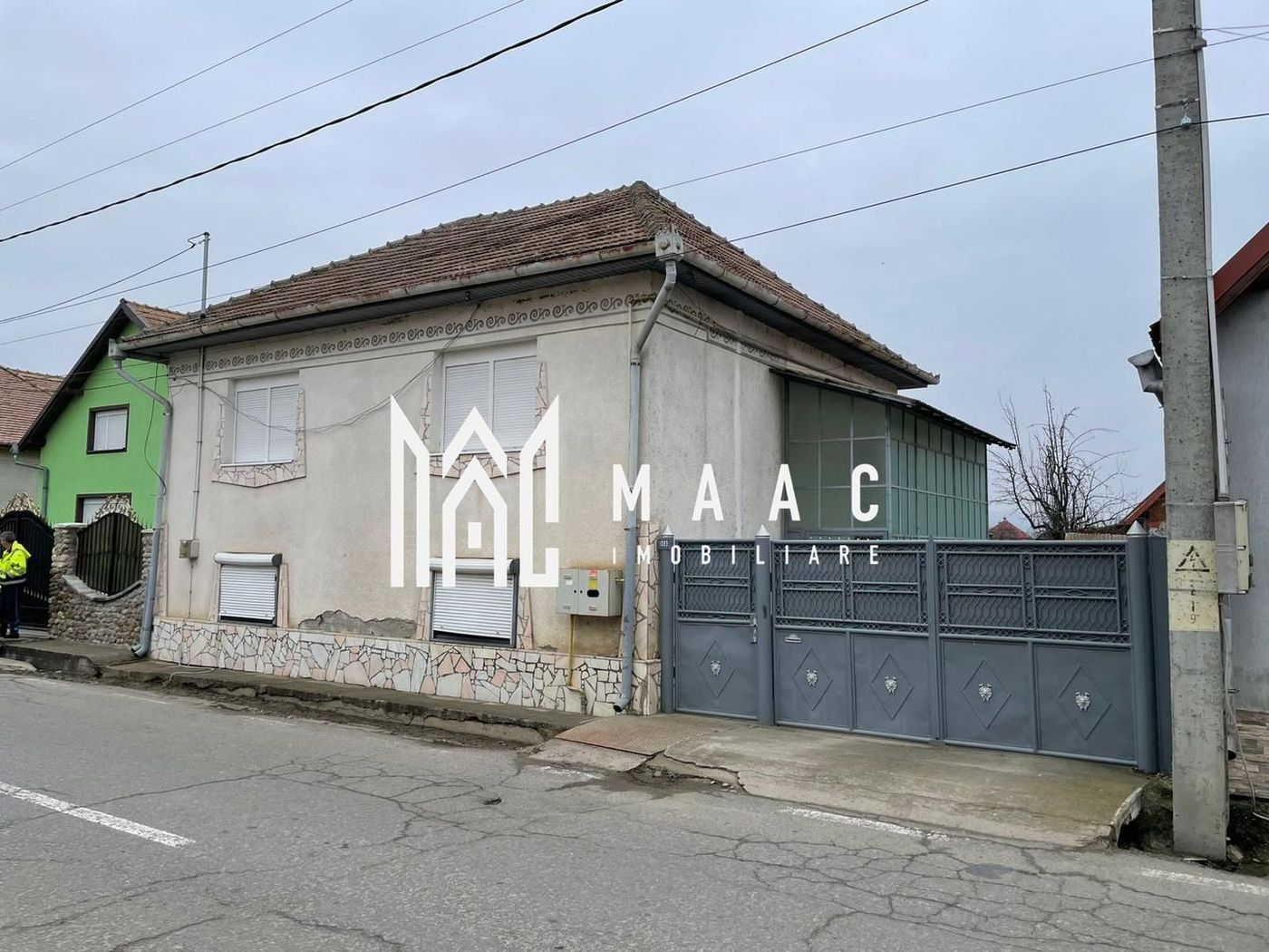 Casă I Teren de 4.500 mp I Anexe I Seica Mare - Imagine principala Casă I Teren de 4.500 mp I Anexe I Seica Mare - Imagine principala