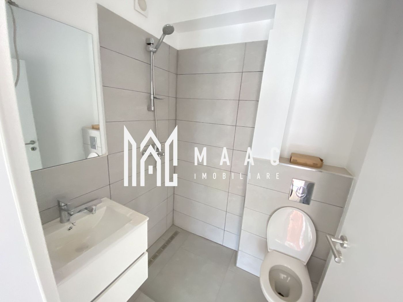 Apartament 4 camere | Balcon | 2 Bai | Parcare - foto 9