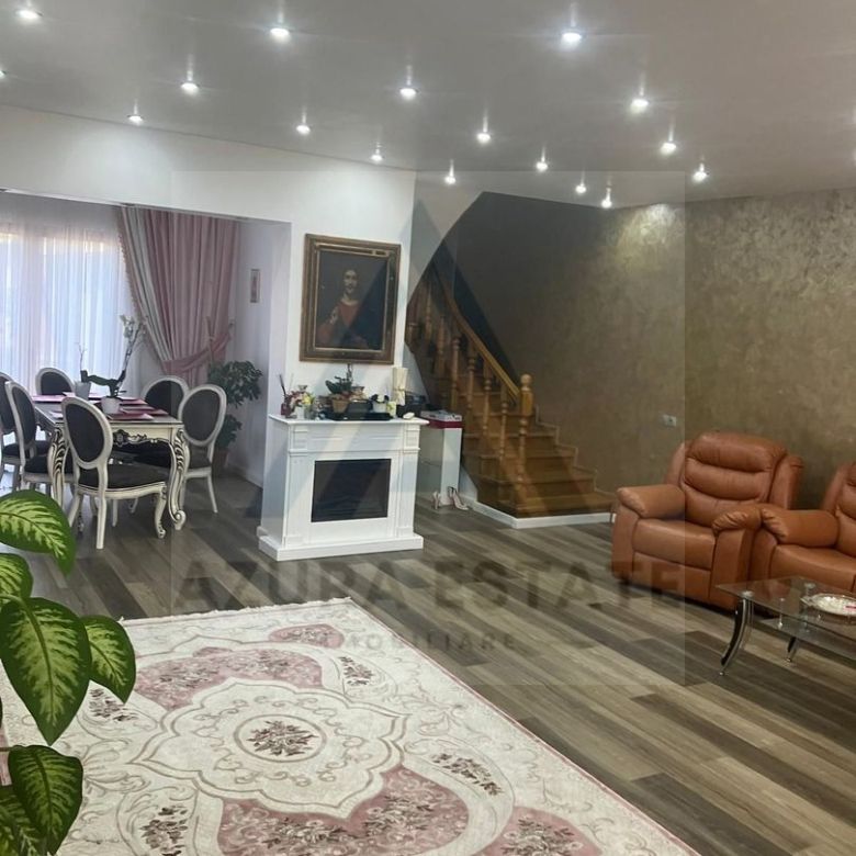 Case moderne x 2 cu 315 mp utili impreuna si teren 500 mp in Terezian - Imagine principala