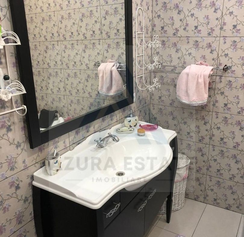 Case moderne x 2 cu 315 mp utili impreuna si teren 500 mp in Terezian - foto 12