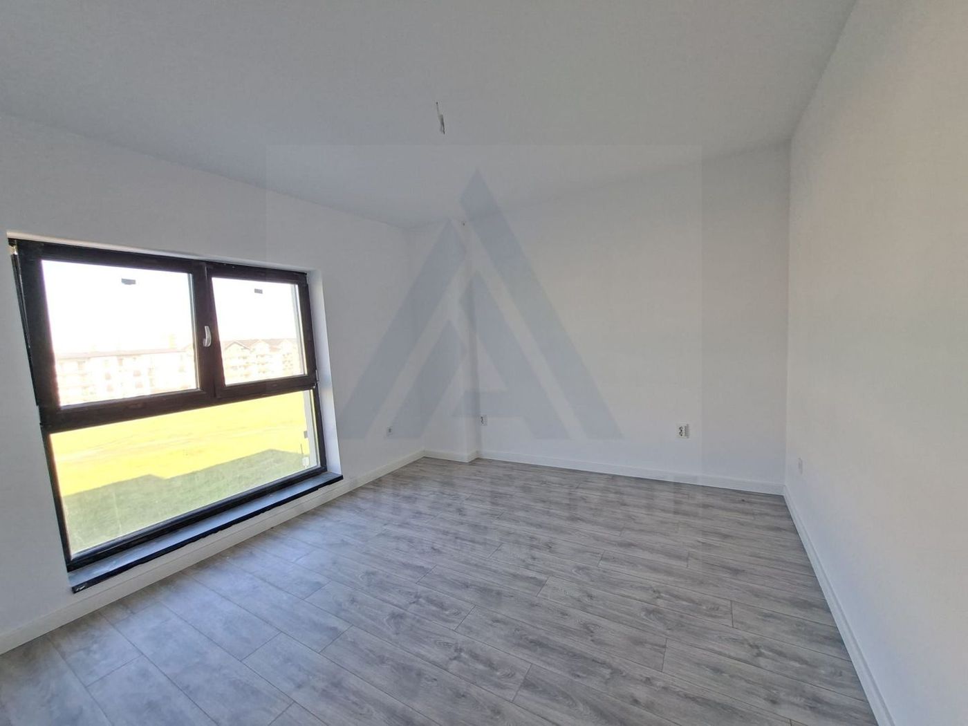 Apartament premium la cheie 3 camere balcon 7 mp si boxa pe Dna Stanca - foto 6