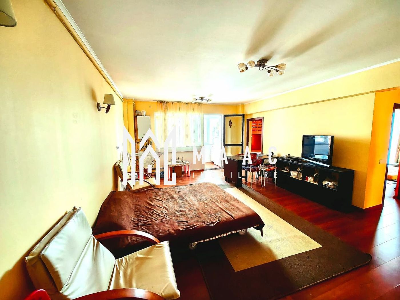 Apartament 3 camere I 65 mp I Balcon I Doamna Stanca - Imagine principala
