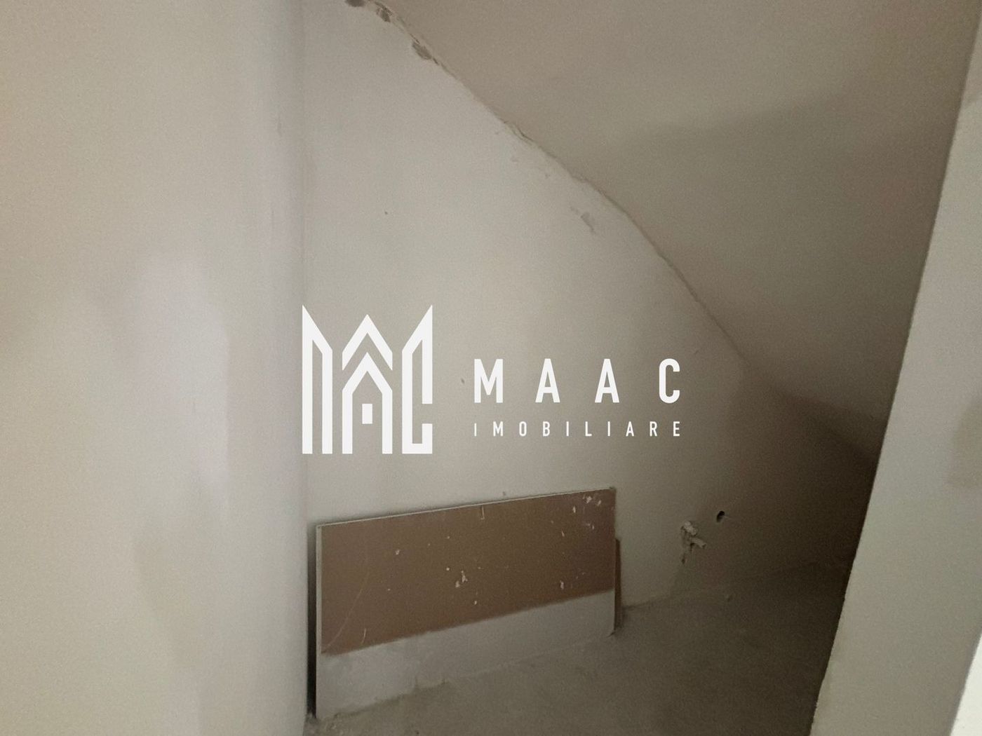 Casa Quadruplex | 4 Camere | 110MPU | Curte 60MP | 2 Balcoane - foto 6 Casa Quadruplex | 4 Camere | 110MPU | Curte 60MP | 2 Balcoane - foto 6