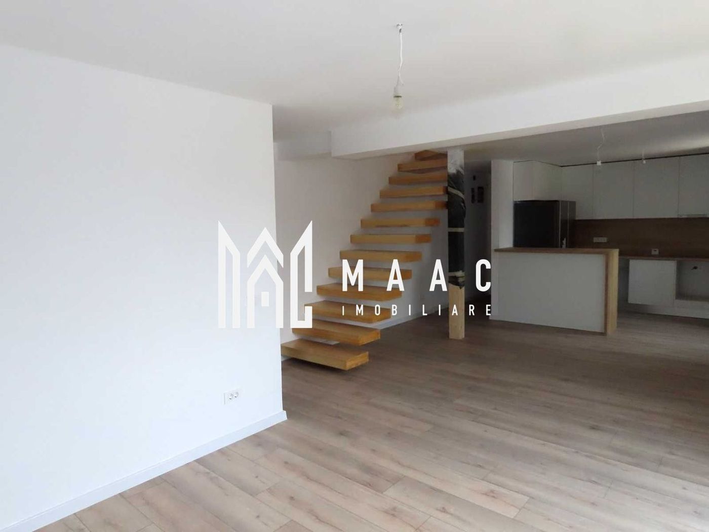 Apartament 4 camere | 105 MPU | Zona Arhitectilor - foto 2