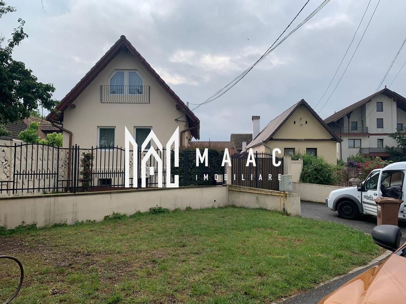 Casă Superba 9 Camere I 1967 mp Teren I Livadă I Ogorului I Turnisor - Imagine principala