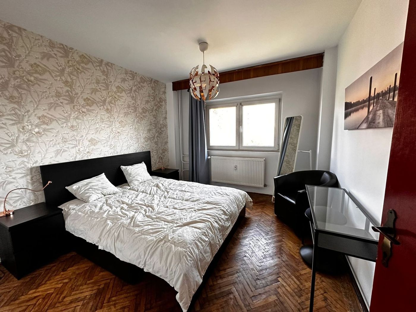 Banu Manta Titulescu apartament 2 camere mobilat de inchiriat - foto 2