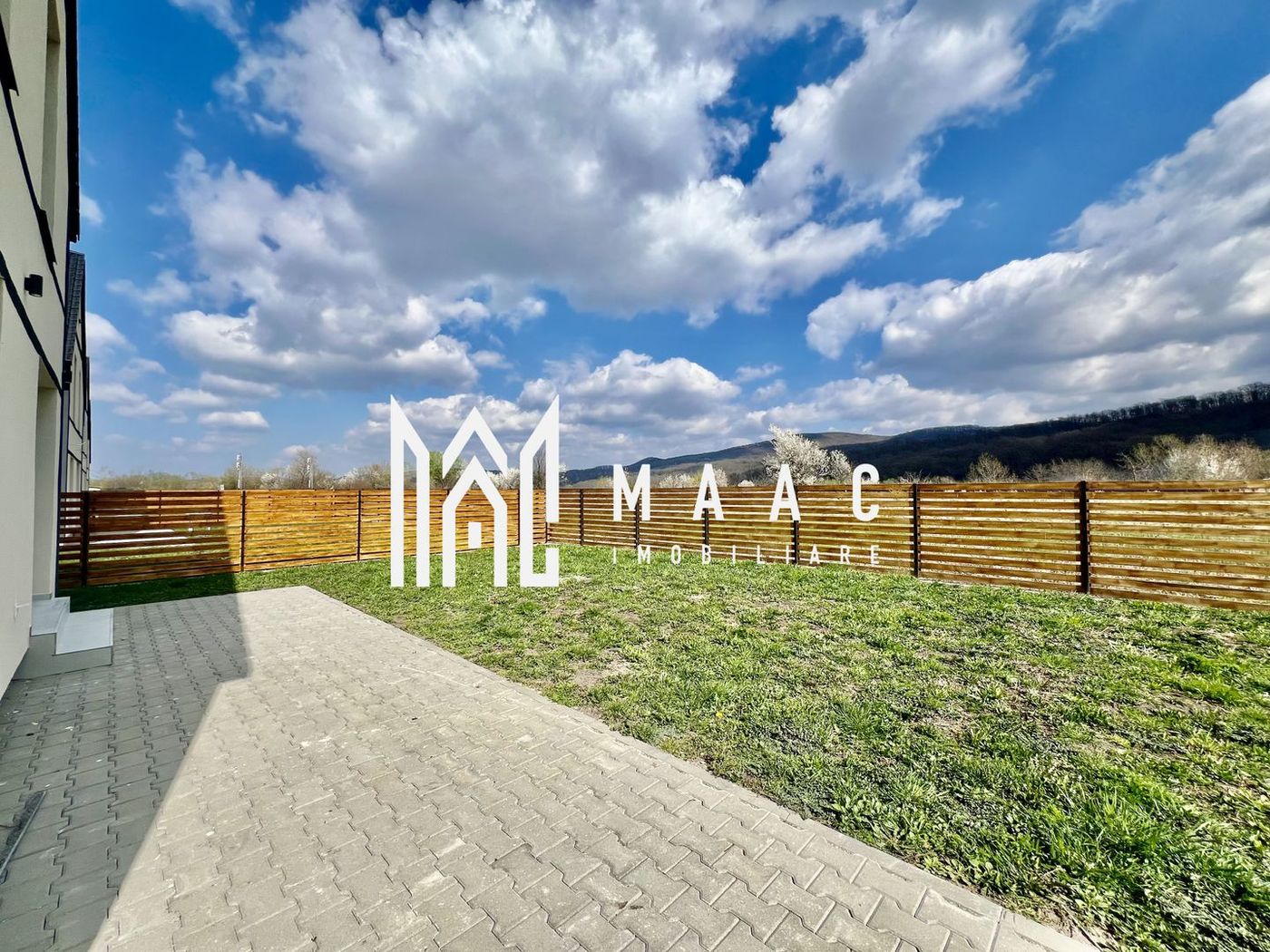 Casă individuală 4 camere | 120 mp utili | Teren 470 mp | Pompă de căldură - Imagine principala Casă individuală 4 camere | 120 mp utili | Teren 470 mp | Pompă de căldură - Imagine principala