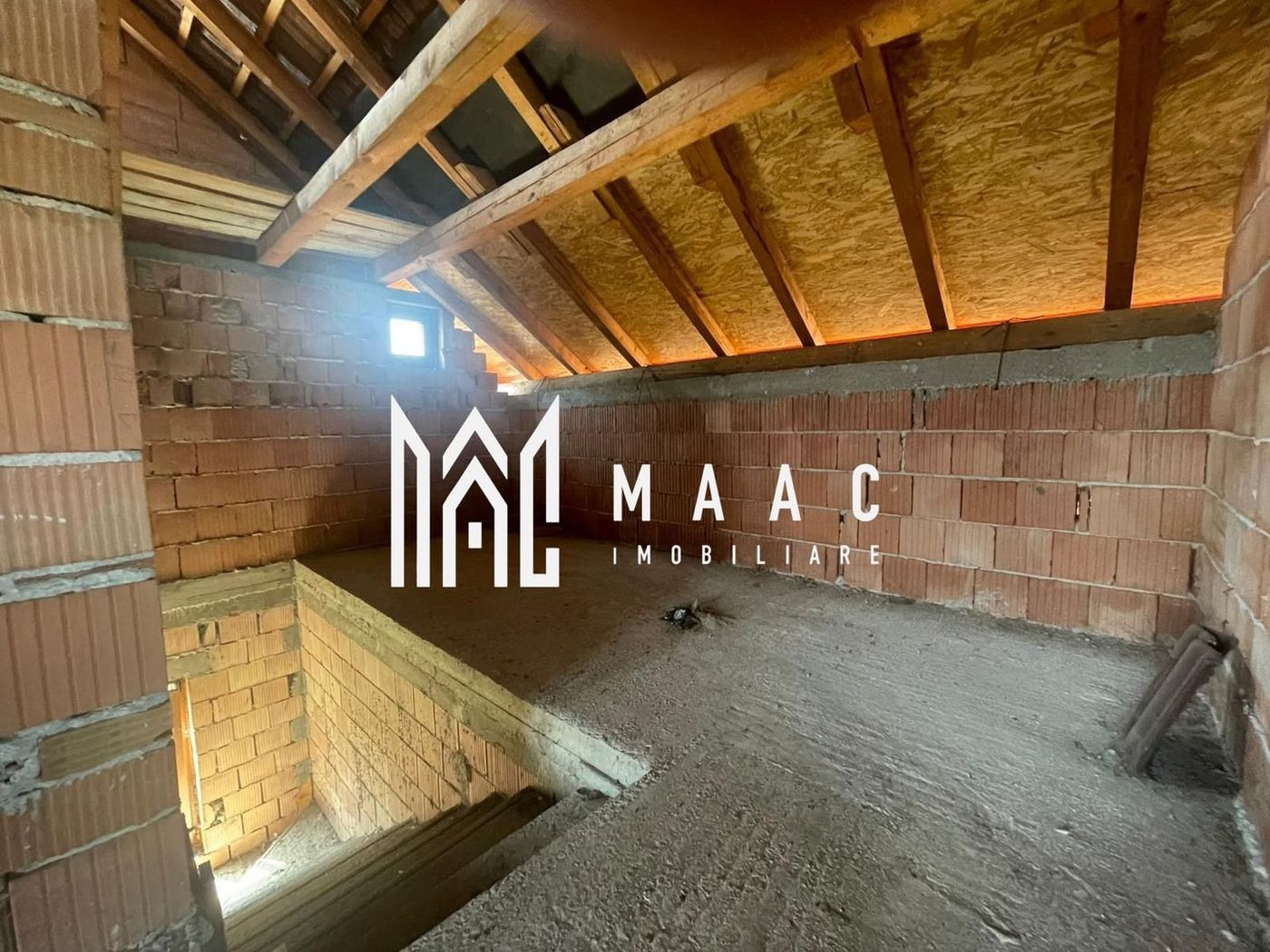 Casă 5 Camere | Individuala | 100 MPU | Cristian - Imagine principala Casă 5 Camere | Individuala | 100 MPU | Cristian - Imagine principala