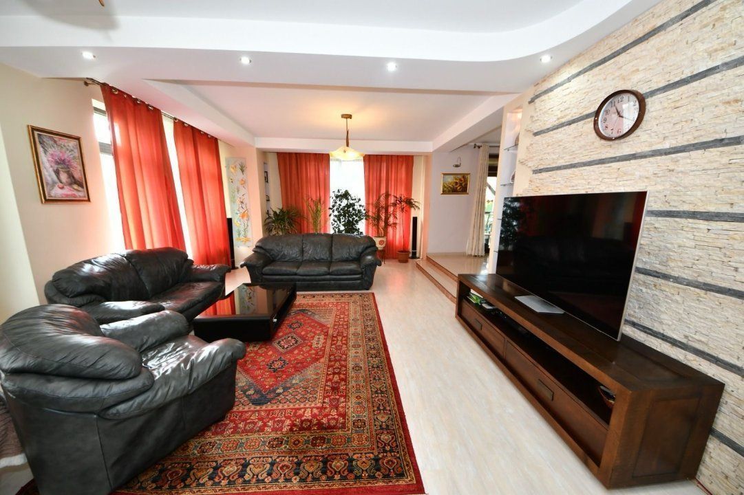 Casa de vanzare – zona Arcasilor, Galati - 280 mp utili - 275000 euro - foto 5