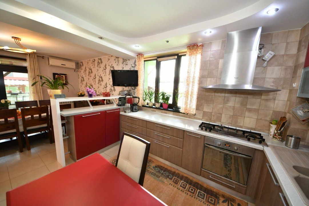 Casa de vanzare – zona Arcasilor, Galati - 280 mp utili - 275000 euro - foto 6