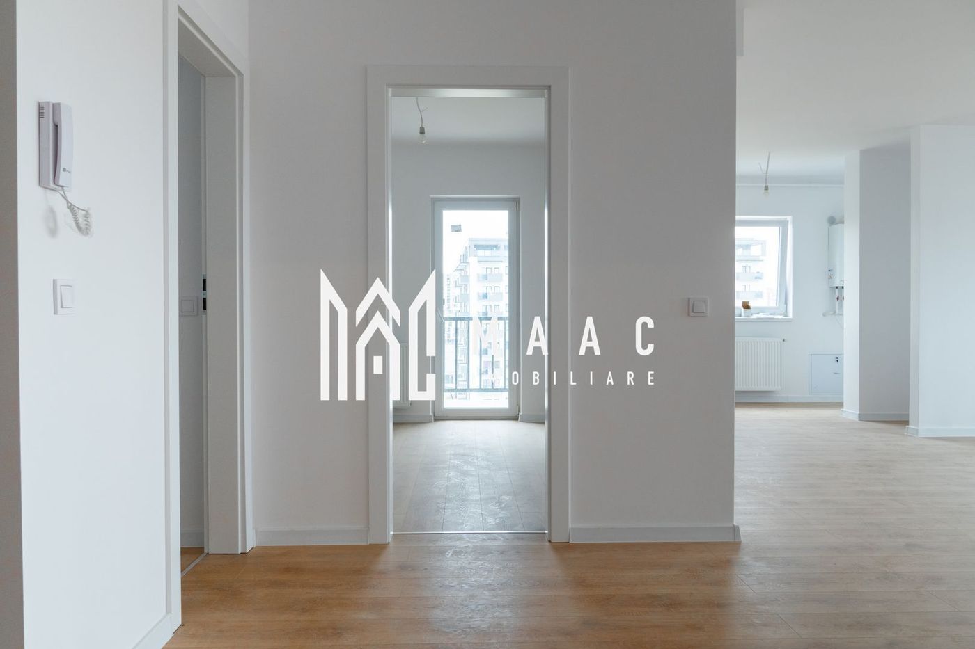 Apartament 4 camere | Etaj 4 | Loc de parcare - foto 2