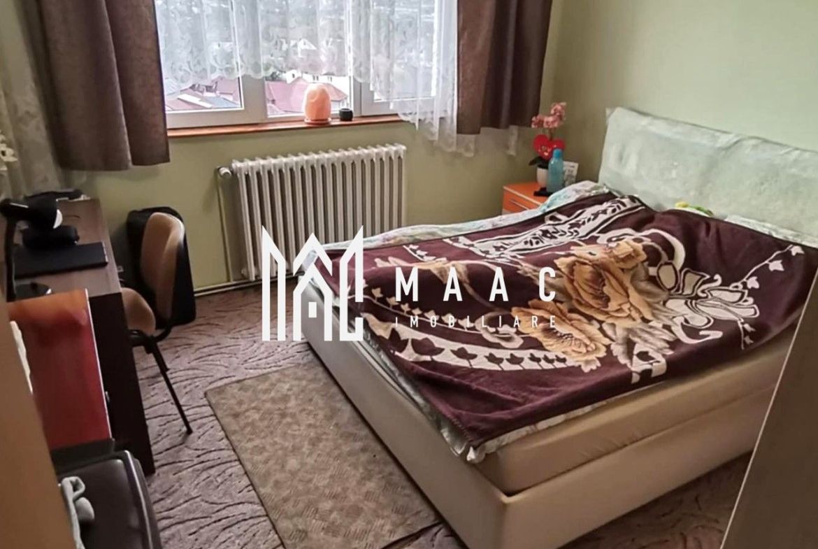 Apartament 3 camere I Decomandat I Zona Vasile Aaron - foto 3