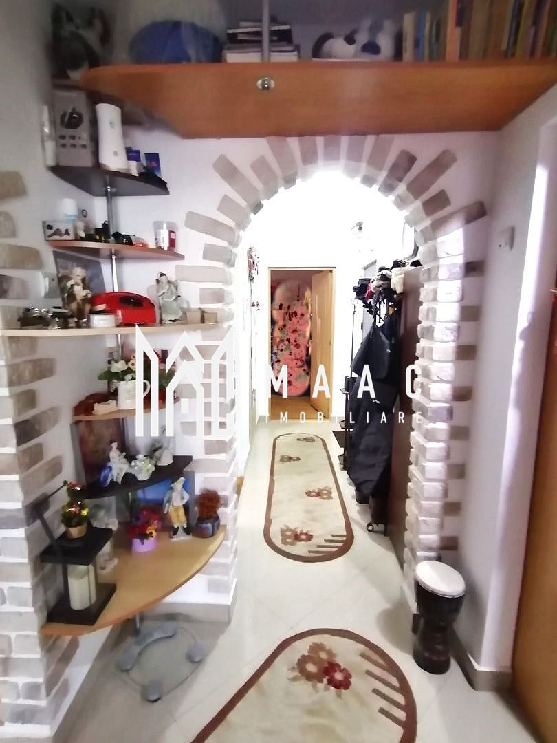 Apartament 3 camere I Decomandat I Zona Vasile Aaron - foto 7