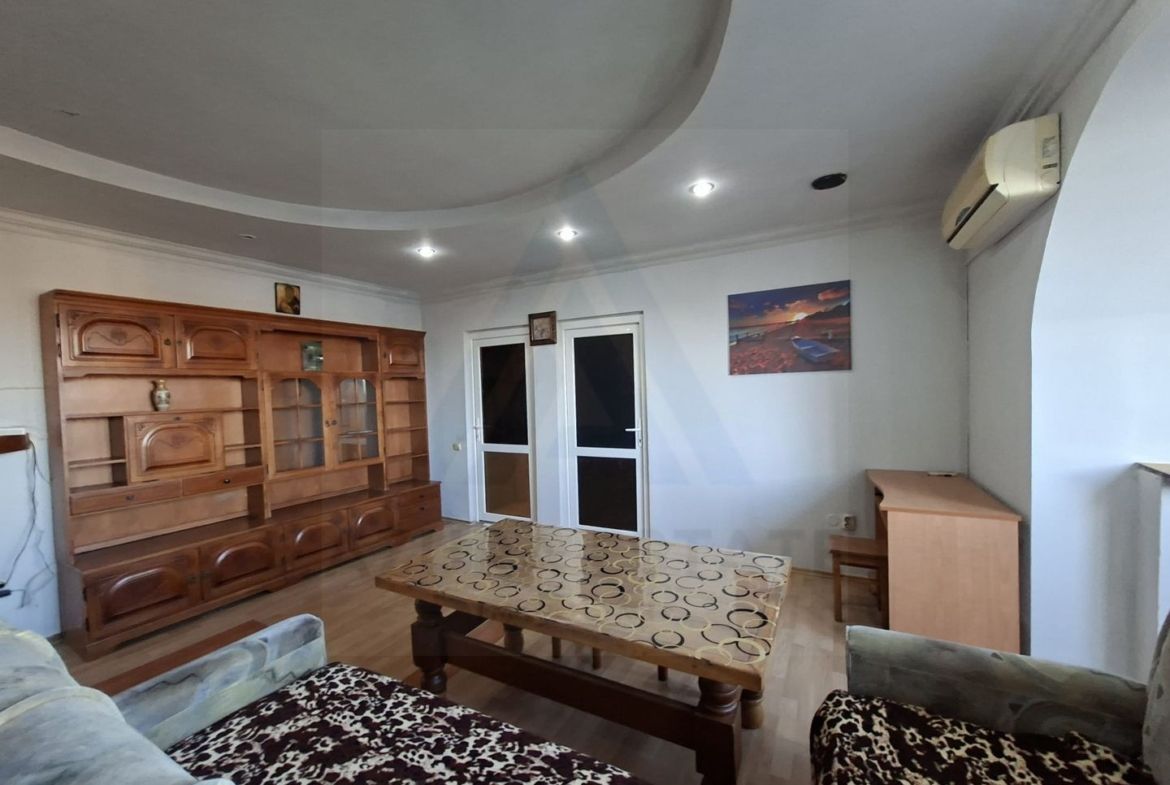 Apartament 3 camere 2 dormitoare 72 mp etaj 2 balcoane zona Terezian - foto 4
