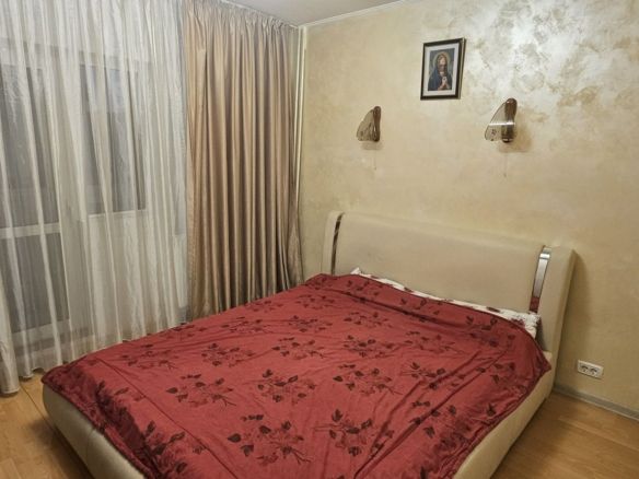Crangasi apartament 3 camere de inchiriat mobilat si utilat - foto 2