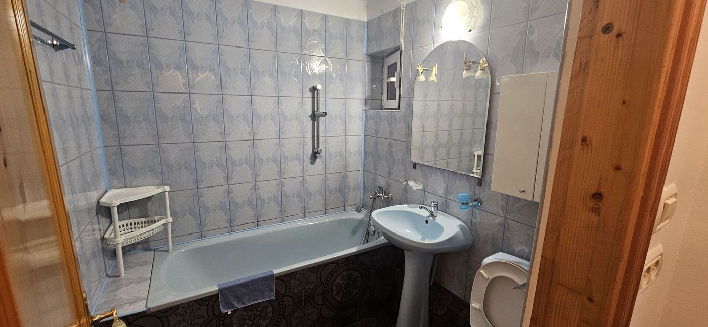 Crangasi apartament 3 camere de inchiriat mobilat si utilat - foto 10