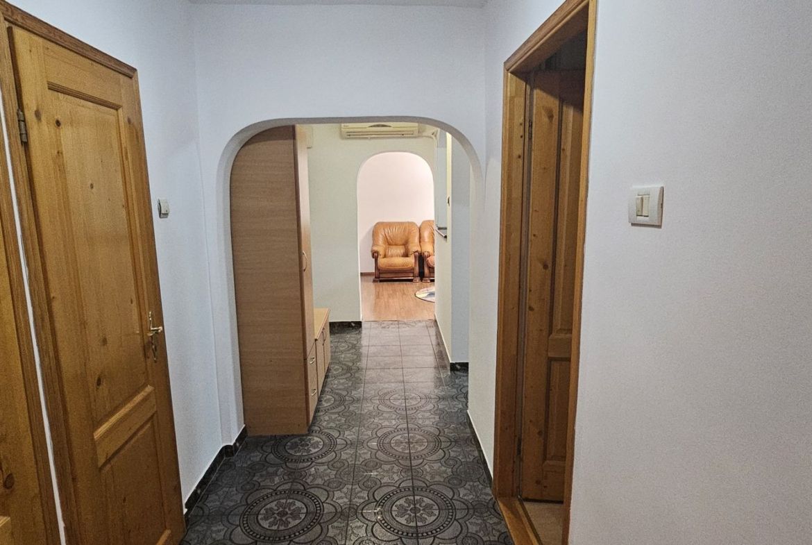 Crangasi apartament 3 camere de inchiriat mobilat si utilat - foto 13