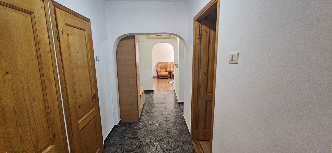Crangasi apartament 3 camere de inchiriat mobilat si utilat - foto 13
