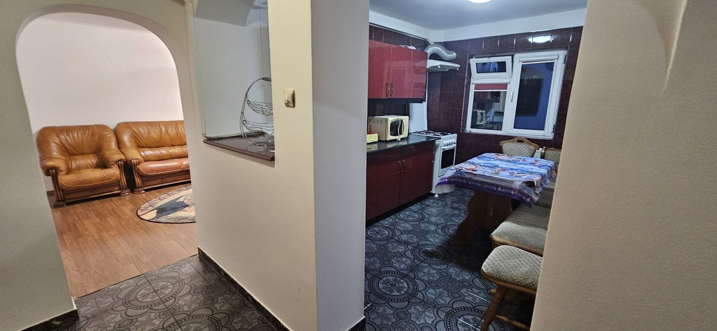 Crangasi apartament 3 camere de inchiriat mobilat si utilat - foto 14