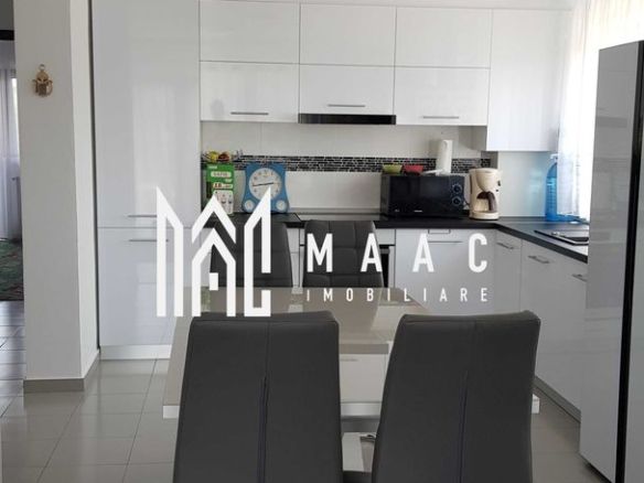 Apartament  | 3 Camere | 70 Mp| Terasa deasupra apartamentului | - foto 2
