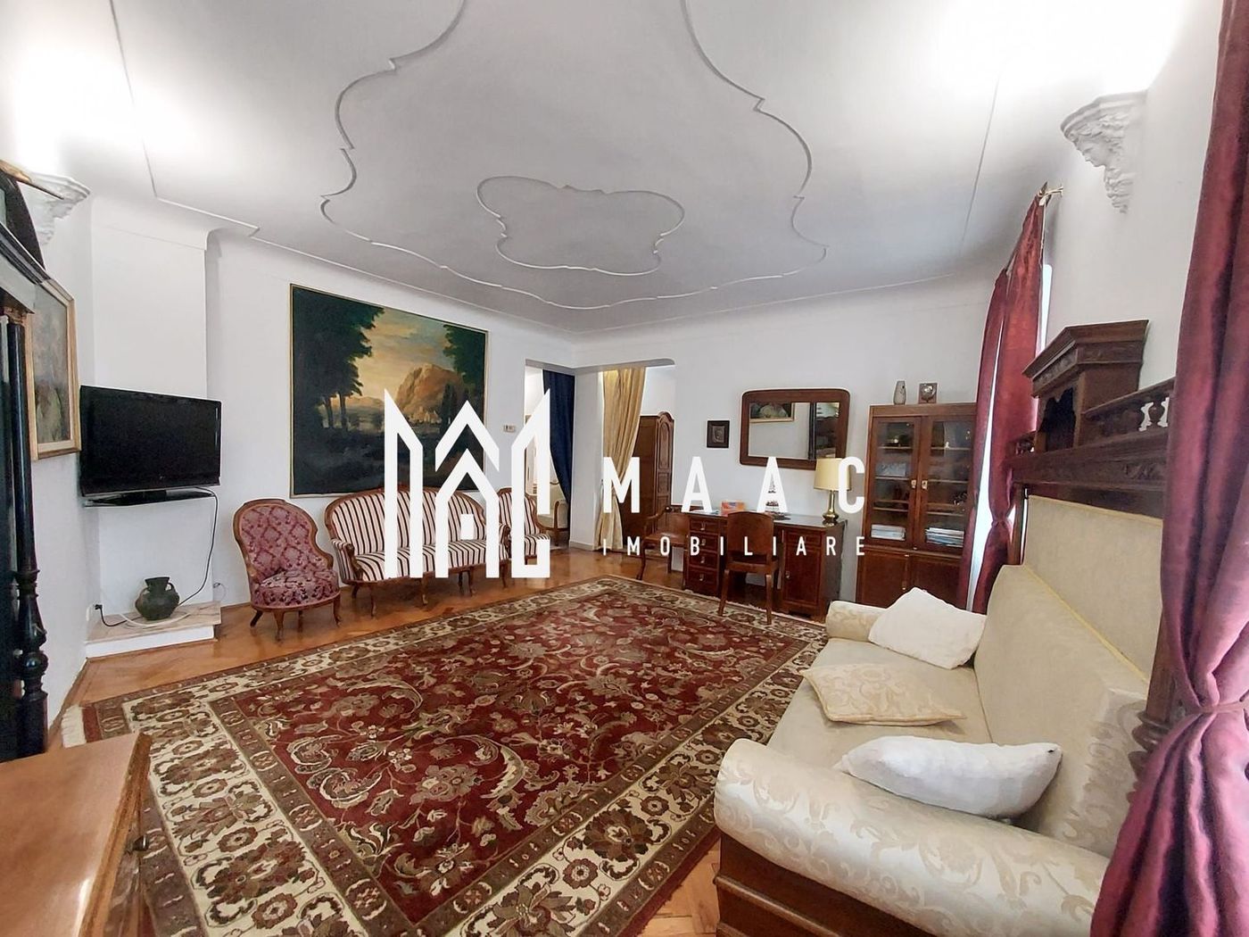 Apartament de vanzare Sibiu 3 camere | Ultracentral | 76 mp, pivniță - Imagine principala Apartament de vanzare Sibiu 3 camere | Ultracentral | 76 mp, pivniță - Imagine principala