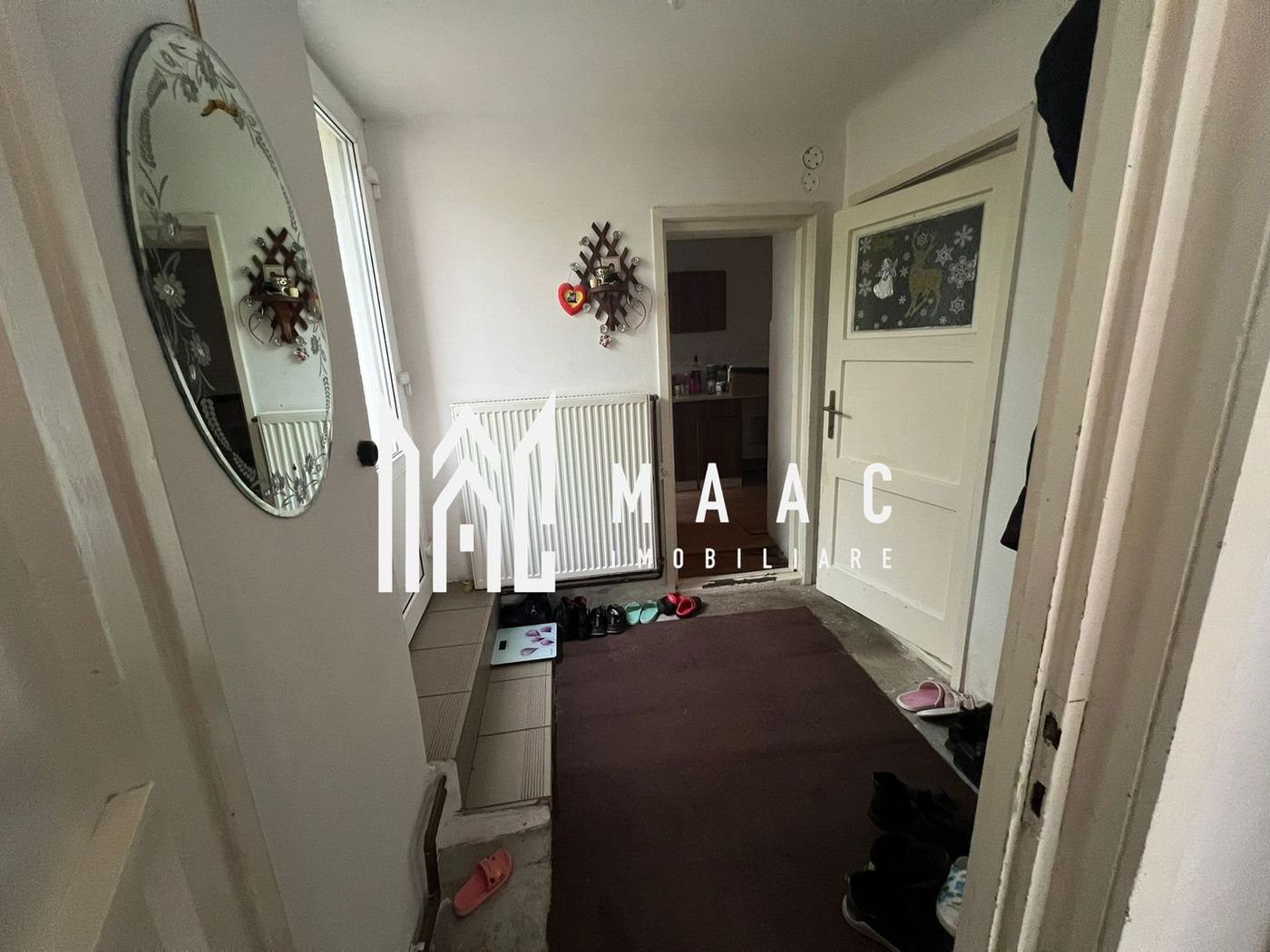 Apartament la casa | Demisol | 3 camere | Pivnita | 89 MPU | Sub Arini - foto 2