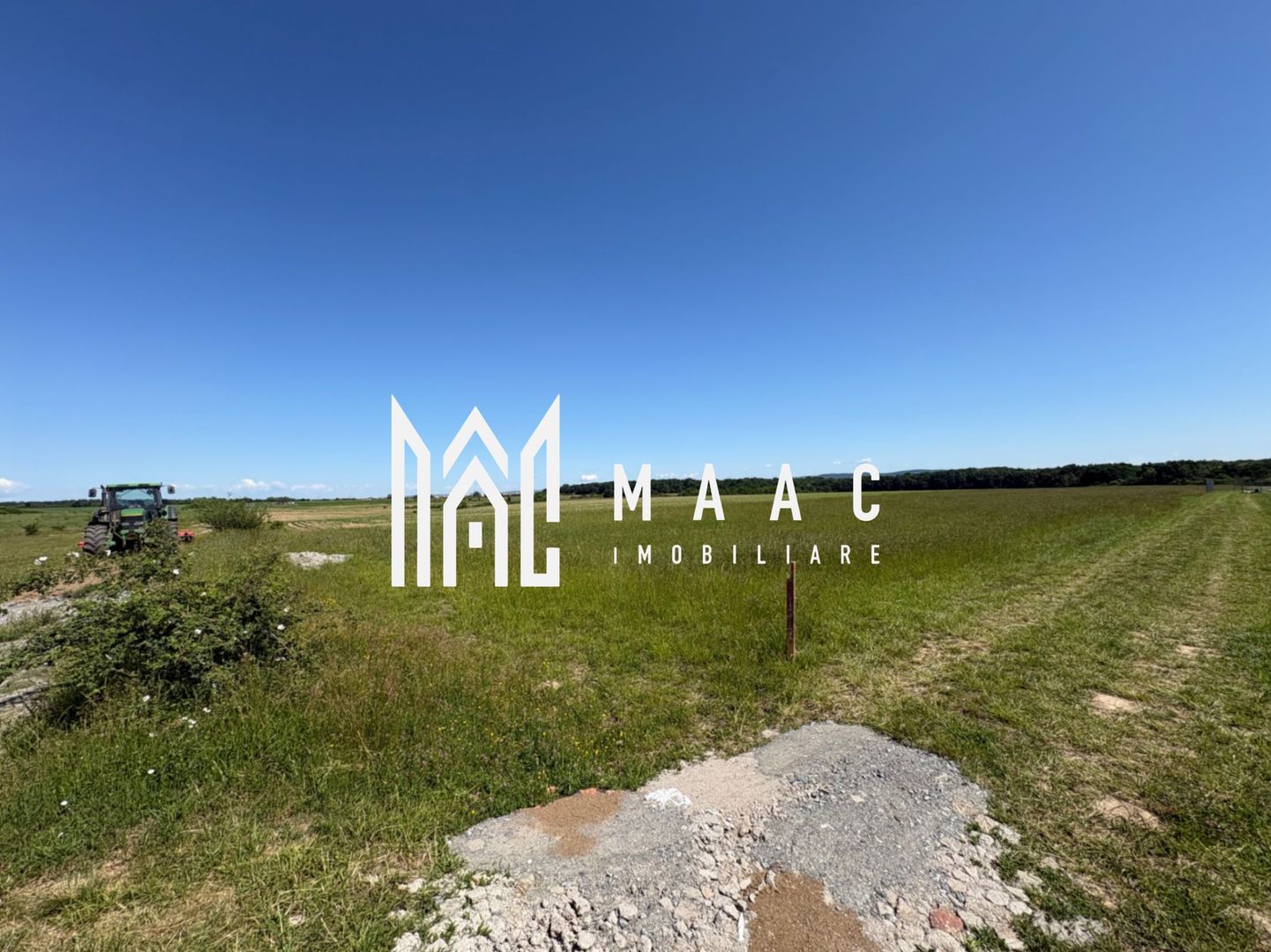 anBn-744 Penthouse 100 mp | 4 camere | Orientare sudică | Loc de parcare inclus