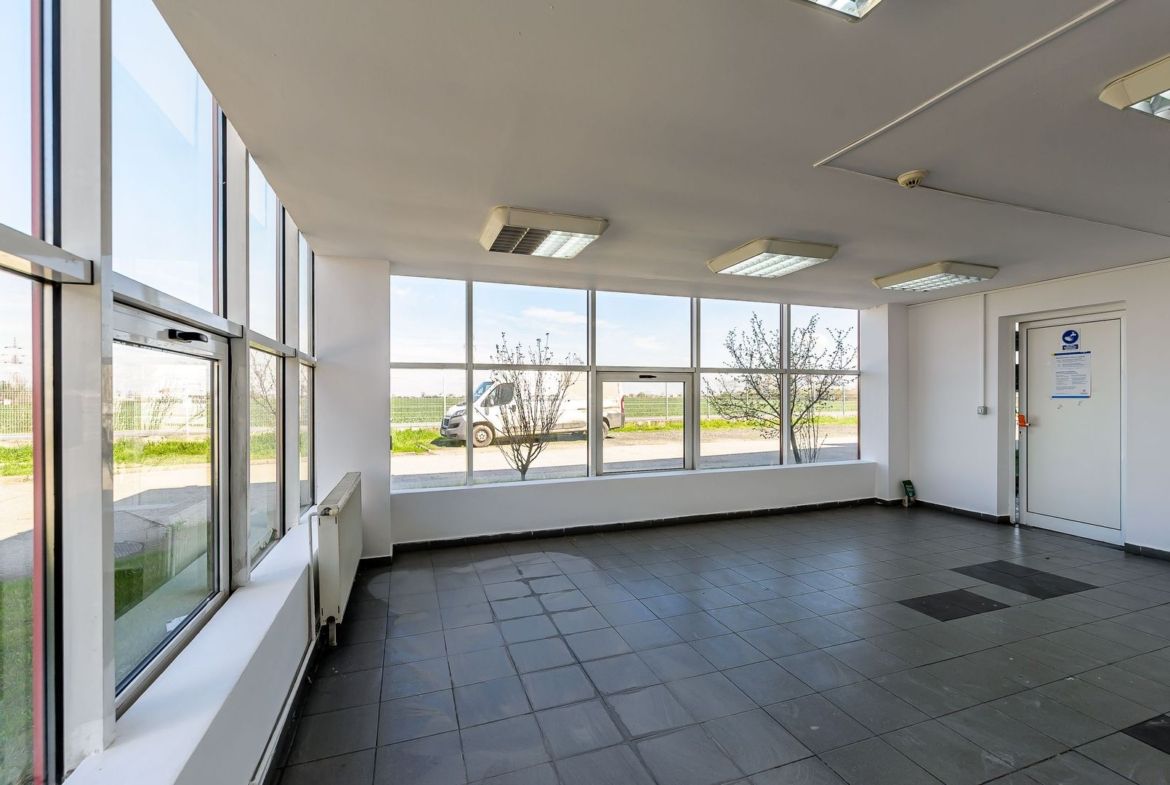 Hală industrială de vânzare 3495 mp în Arad - foto 4