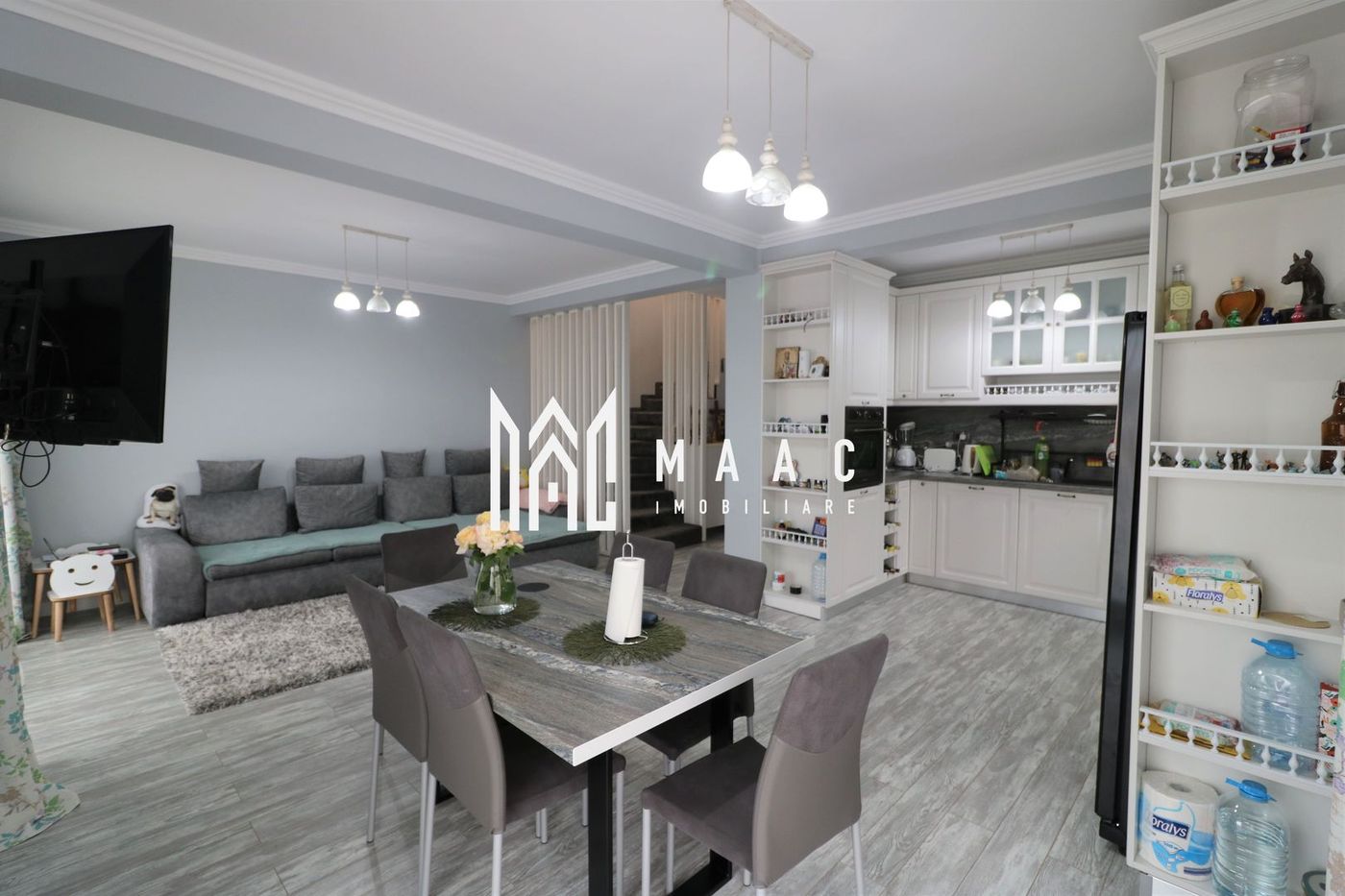 Casa tip duplex | 5 Camere | 2 Balcoane | Cisnadie - Imagine principala