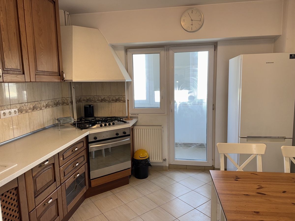 Apartament de Inchiriat - 2 Camere - Metrou Universitate - 50 mp - foto 6