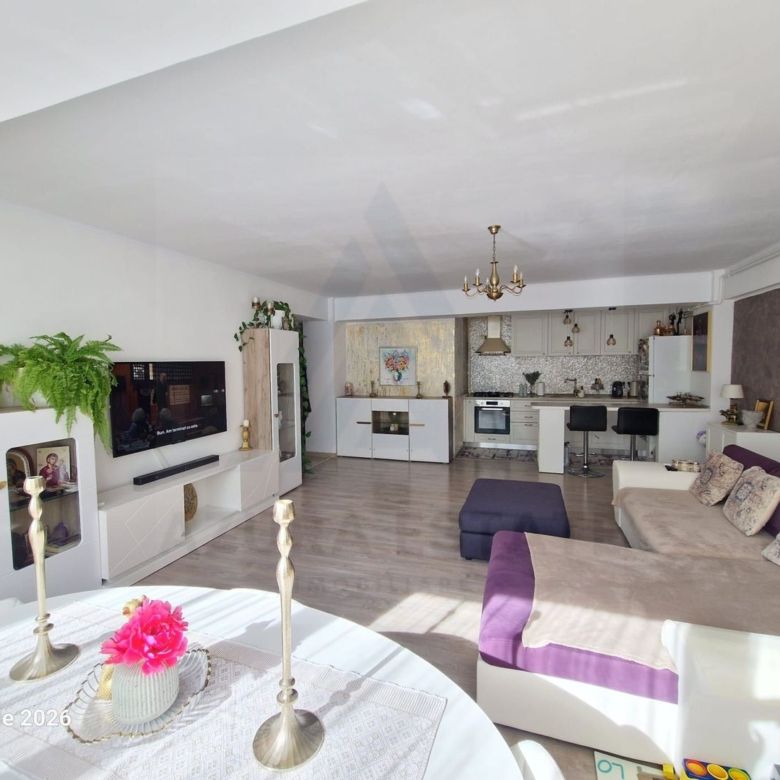 Apartament modern 3 camere 80 mp utili etaj 1 zona Doamna Stanca - Imagine principala
