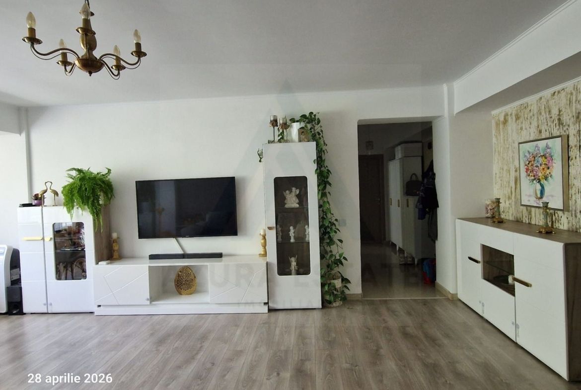 Apartament modern 3 camere 80 mp utili etaj 1 zona Doamna Stanca - foto 2