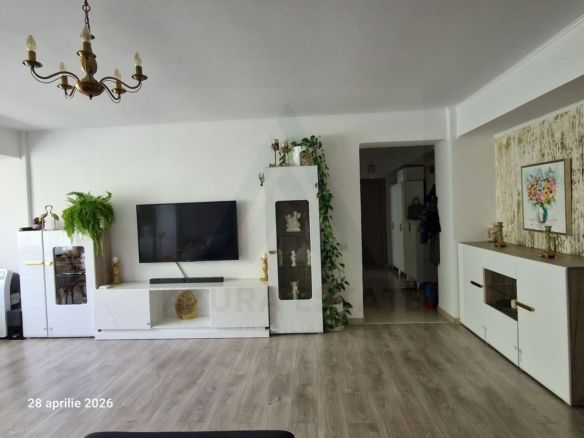 Apartament modern 3 camere 80 mp utili etaj 1 zona Doamna Stanca - foto 2