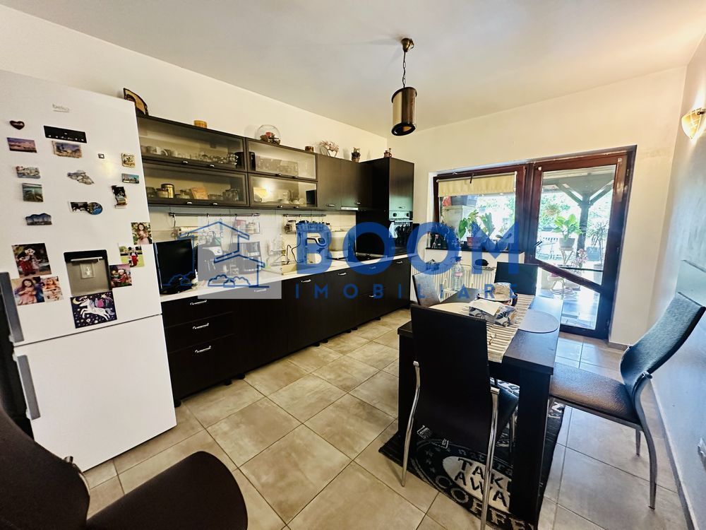 Casa moderna Vladesti | Zona Exclusivista | Curte interioara | - foto 5