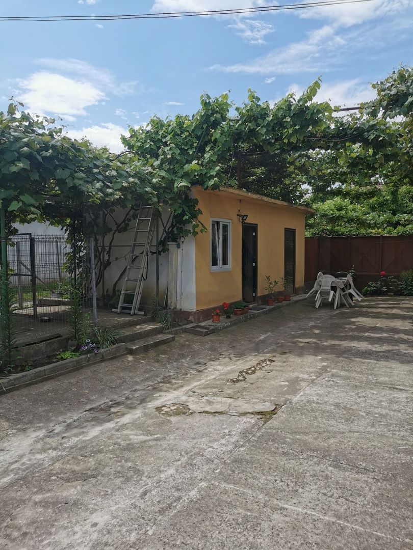 anBn-90 Casa individuala 2 camere 85 mp utili 254 mp teren Cristian