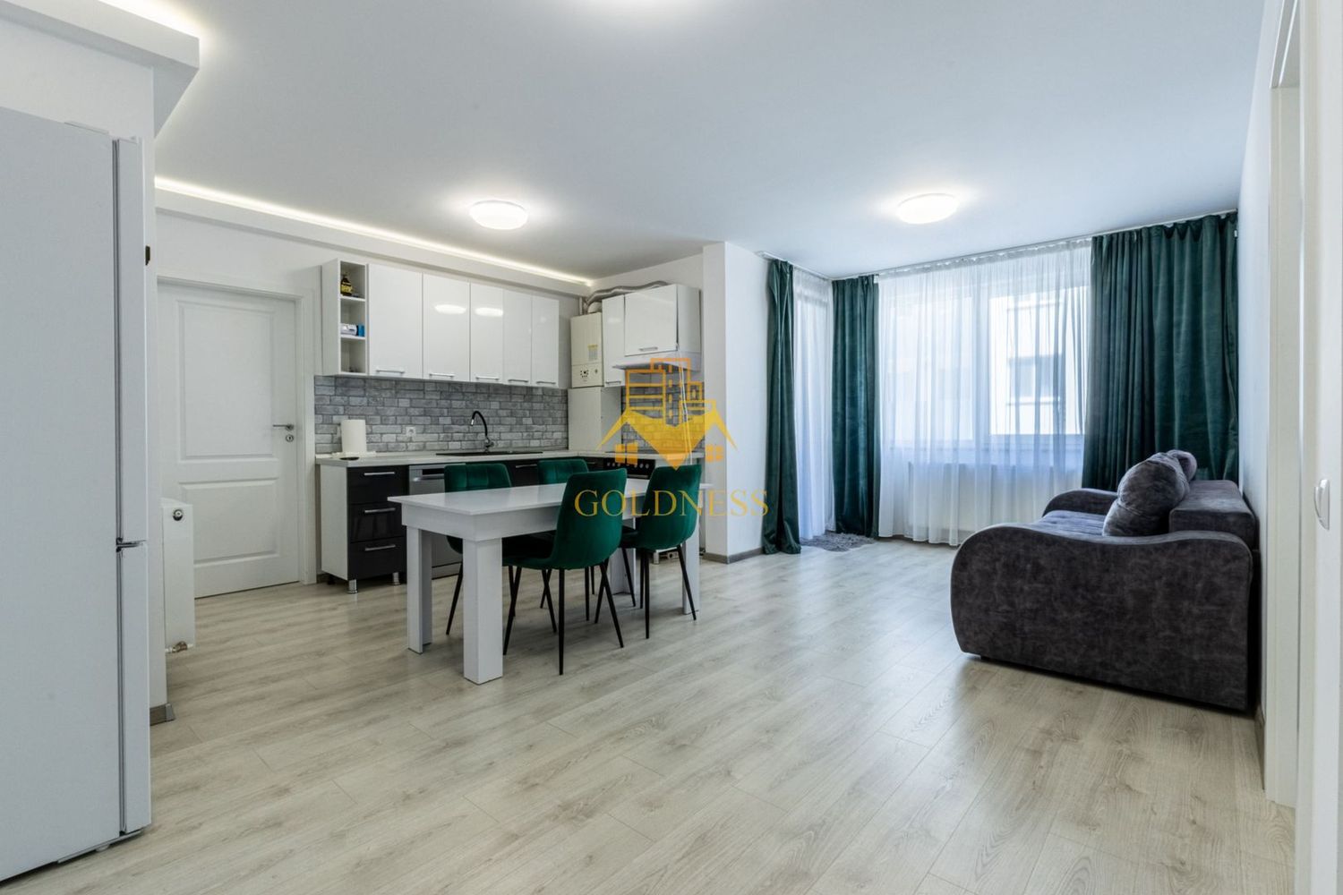 3 camere,2 bai,modern,bloc nou, parcare,Floresti Zona BMW, Avram Iancu
